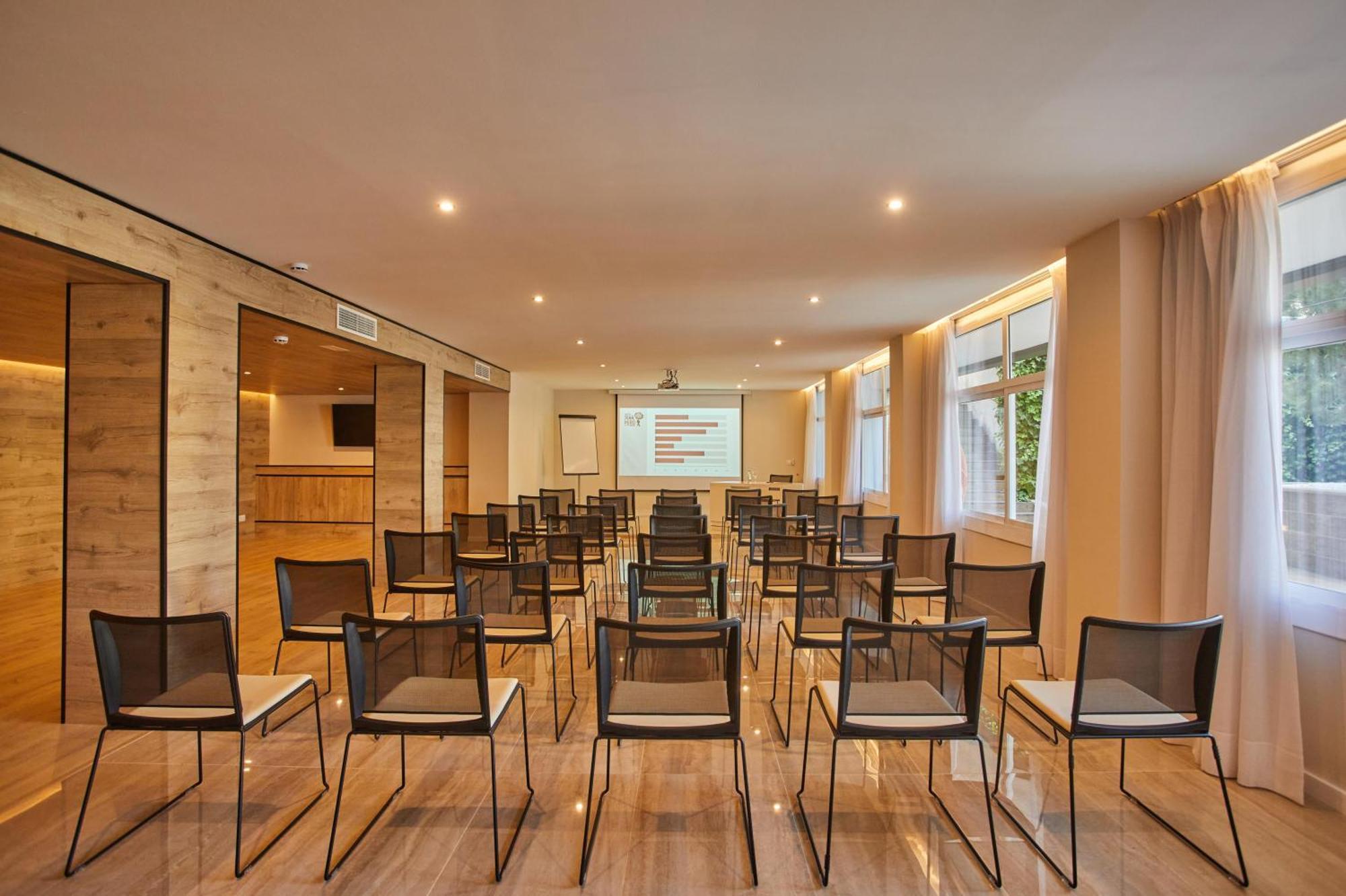 Hotell Joan Miro Museum 4*